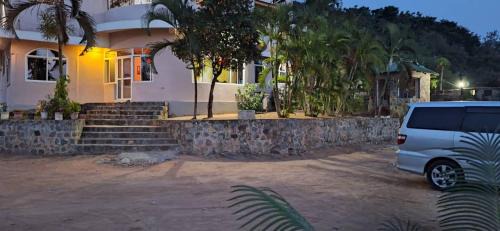 Mwanza Hotel | Nyanyama Resort