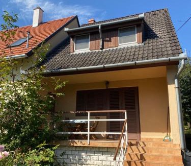 Zánka House | Nyaraló a Balaton parton