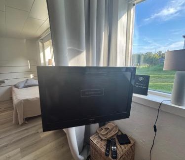 Bankeryd Apartment | Nyrenoverad 2-rummare 10 min från Jönköping
