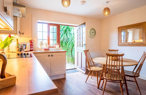 Llanengan Cottage | NYTH Y WENNOL, pet friendly, character holiday cottage in Abersoch