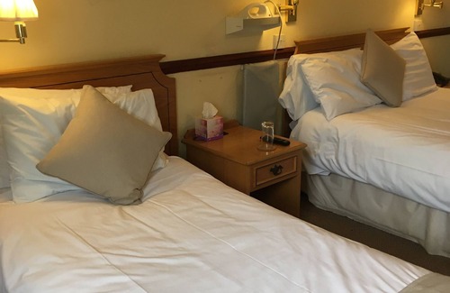 Ely House | Nyton Hotel