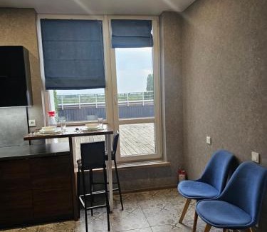 Podilskyj Apartment | Nyvky like Home - apt 66 з терасою