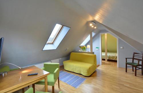 Kazimierz Dolny Ski Chalet | Ośrodek Kwaskowa