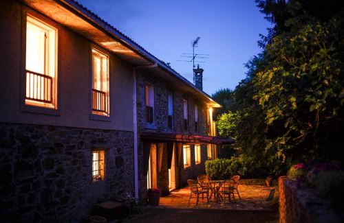 Santiago de Compostela Villa | O Casal das Árbores