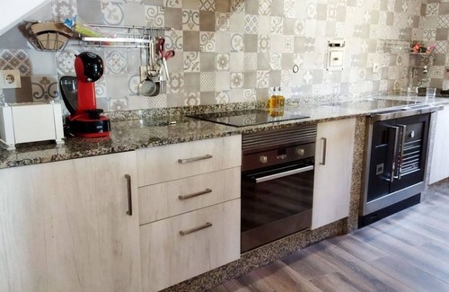 A Picarana Cottage | O Cobo. Rural house with garden and barbecue on the Portuguese Way. Pets allowed
