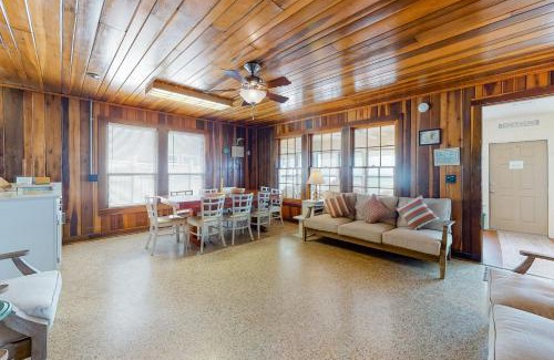 Bahama Beach House | O'Grady's Main Sail