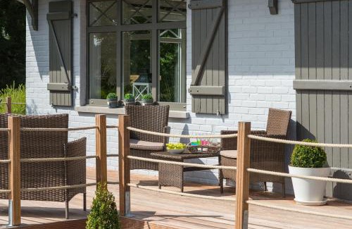 Bohon House | Ô Gris Cottage