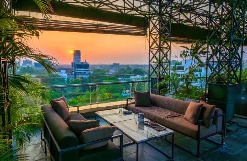 Koregaon Park Hotel | O Hotel Pune