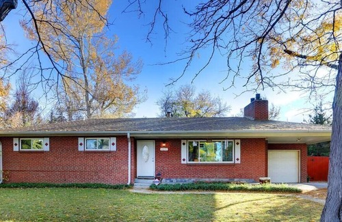North Alameda House | O'Kane Park Retreat, Lakewood, CO