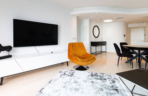 Tel Aviv Promenade Apartment | O&O Group - Outstanding Beach Complex/Swimming pool