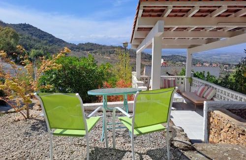 Laroque-des-Alberes House | O Petit Bonheur