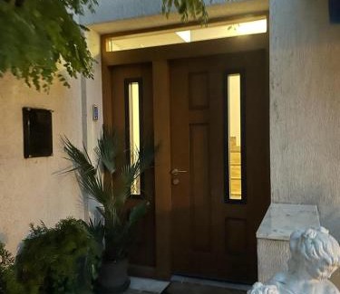 Sector 2 Apartment | O Sole Mio ApartHotel
