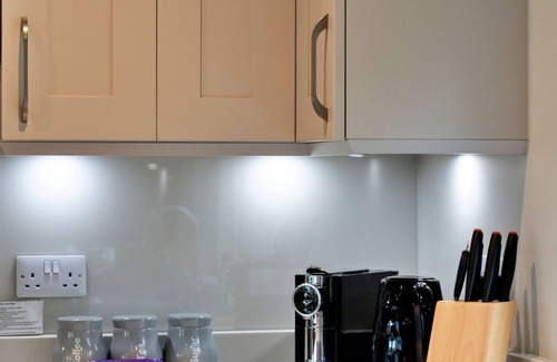 Dorsington House | Oak Cottage by Interhome