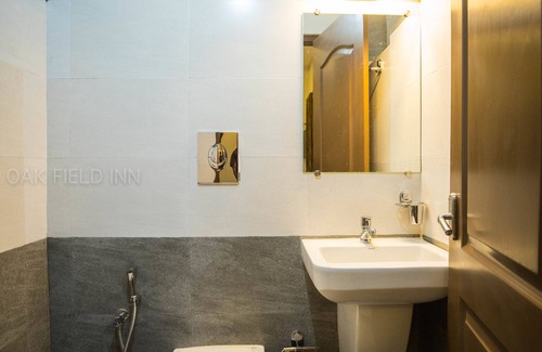 Ernakulam South Hotel | Oak Field Inn