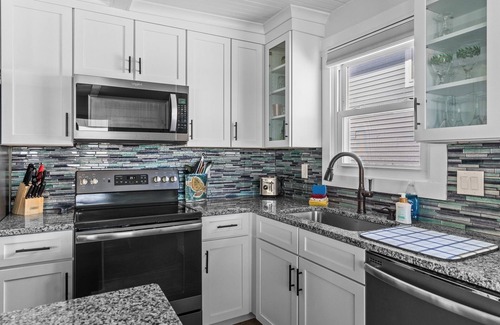 Long Beach House | Oak Island Beachfront Paradise! Newly Remodeled