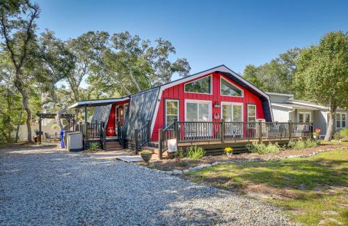Tranquil Harbour House | Oak Island Vacation Rental with Decks, Walk to Beach