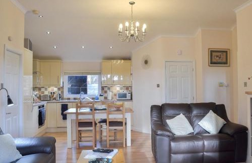 Saint Blazey House | Oak Lodge