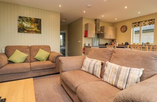 Preston House | Oak Lodge