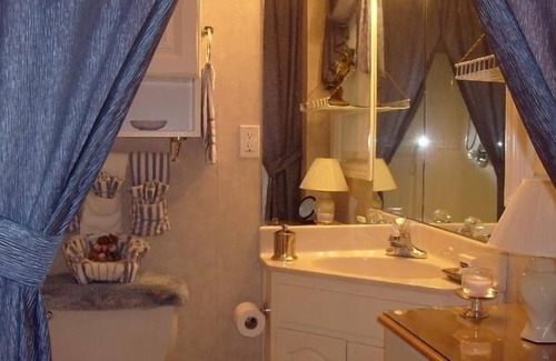 Hiawassee Cottage | Oak Pointe Studio Cottage ~~~ Your Next Mountain Getaway