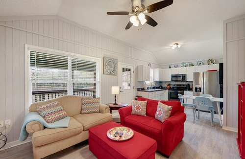 St. Augustine House | Oak St Oasis | Walk to Downtown