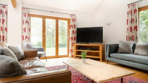 Longnor House | Oak Tree Farm