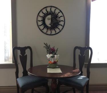 Geneseo Bed & Breakfast | Oak Valley Inn and Suites