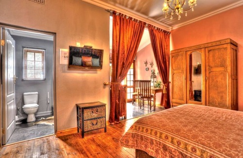 Heidelberg House | Oak View Manor