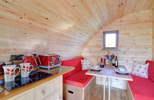 Llanddeusant House | Oak View - One Bedroom House, Sleeps 2