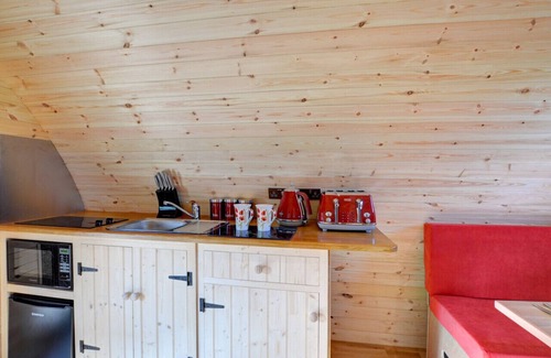 Llanddeusant House | Oak View - One Bedroom House, Sleeps 2