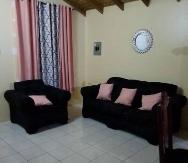 Rhyne Park Village Villa | Oak Villa Montego Bay