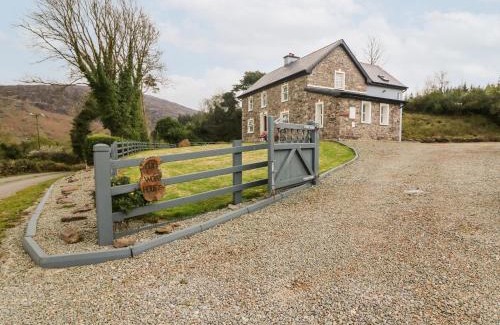 Ballygriffin House | Oak Wood House