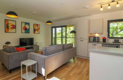 Aberfeldy House | OAKBANK MEWS, pet friendly in Aberfeldy