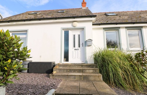 Llanstadwell Cottage | Oakdene