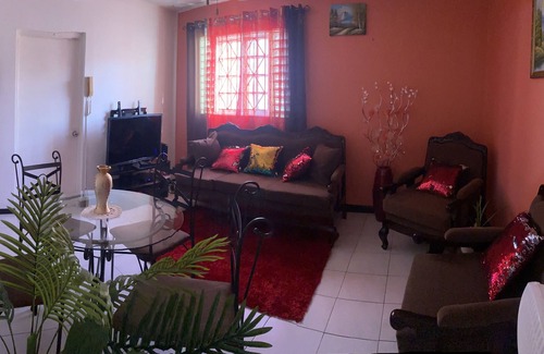 Constant Spring Apartment | Oaklands Apartments