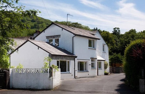 Ambleside Cottage | Oaklea