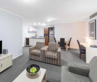 Brisbane Central Business District Apartment | Oaks Brisbane Lexicon Suites