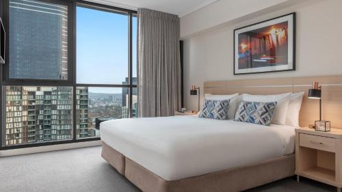 Brisbane Central Business District Apartment | Oaks Brisbane on Charlotte Suites