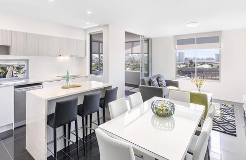 Woolloongabba Apartment | Oaks Brisbane Woolloongabba Suites