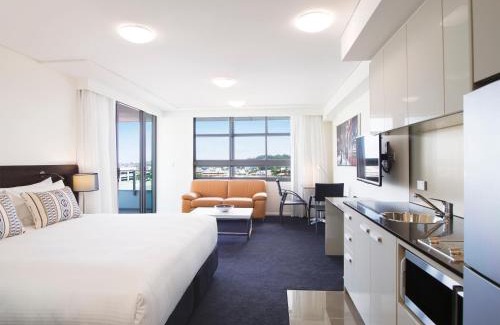 Gladstone Apartment | Oaks Gladstone Grand Hotel