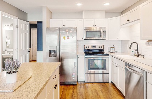 Parker House | Oakshore Oasis | Waterfront townhome in Panama City