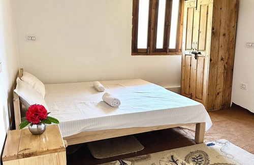 Kharsali Hotel | Oakwood Homestay