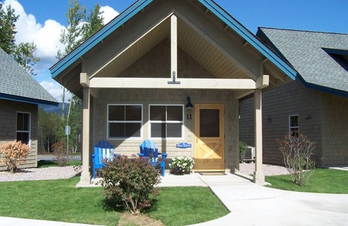 Dover Bay House | Oar Tern - Courtyard Beach Bungalow