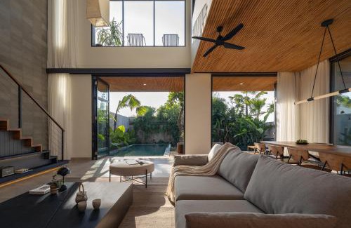Seminyak Villa | OASI House Canggu Managed by Nagisa Bali
