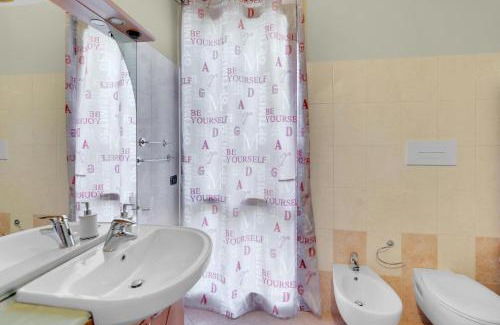Zanica Apartment | Oasi urbana due passi bgy Free Wi-fi and AC