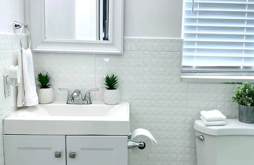 Edgewater Apartment | Oasis-09 5 MIN FROM MIAMI BEACH, Studio