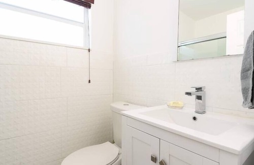 Edgewater Apartment | Oasis-14 5 MIN FROM MIAMI BEACH, Studio