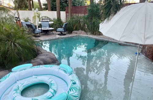 Las Vegas House | Oasis 3 Beds House Heated Pool, close to Strip and Fremont St!