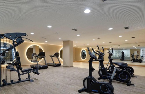 New Golden Mile Apartment | Oasis 325 Cronos homes