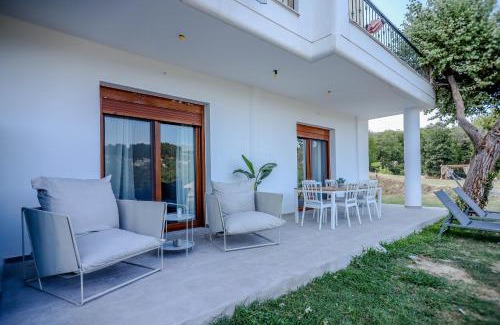 Serres Apartment | Oasis Acropolis Serres With Parking Next to Center
