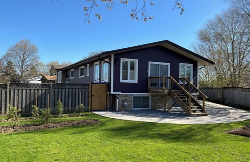 Niagara-on-the-Lake Apartment | Oasis amidst the wineries! Loftn